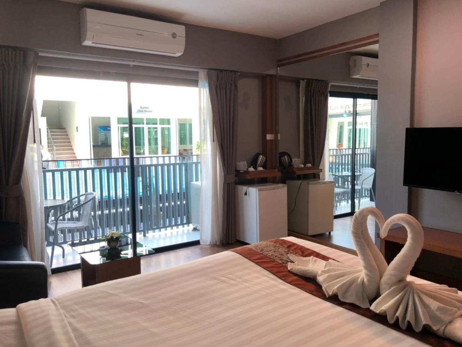 Buritel Hotel Buri Ram Exterior foto