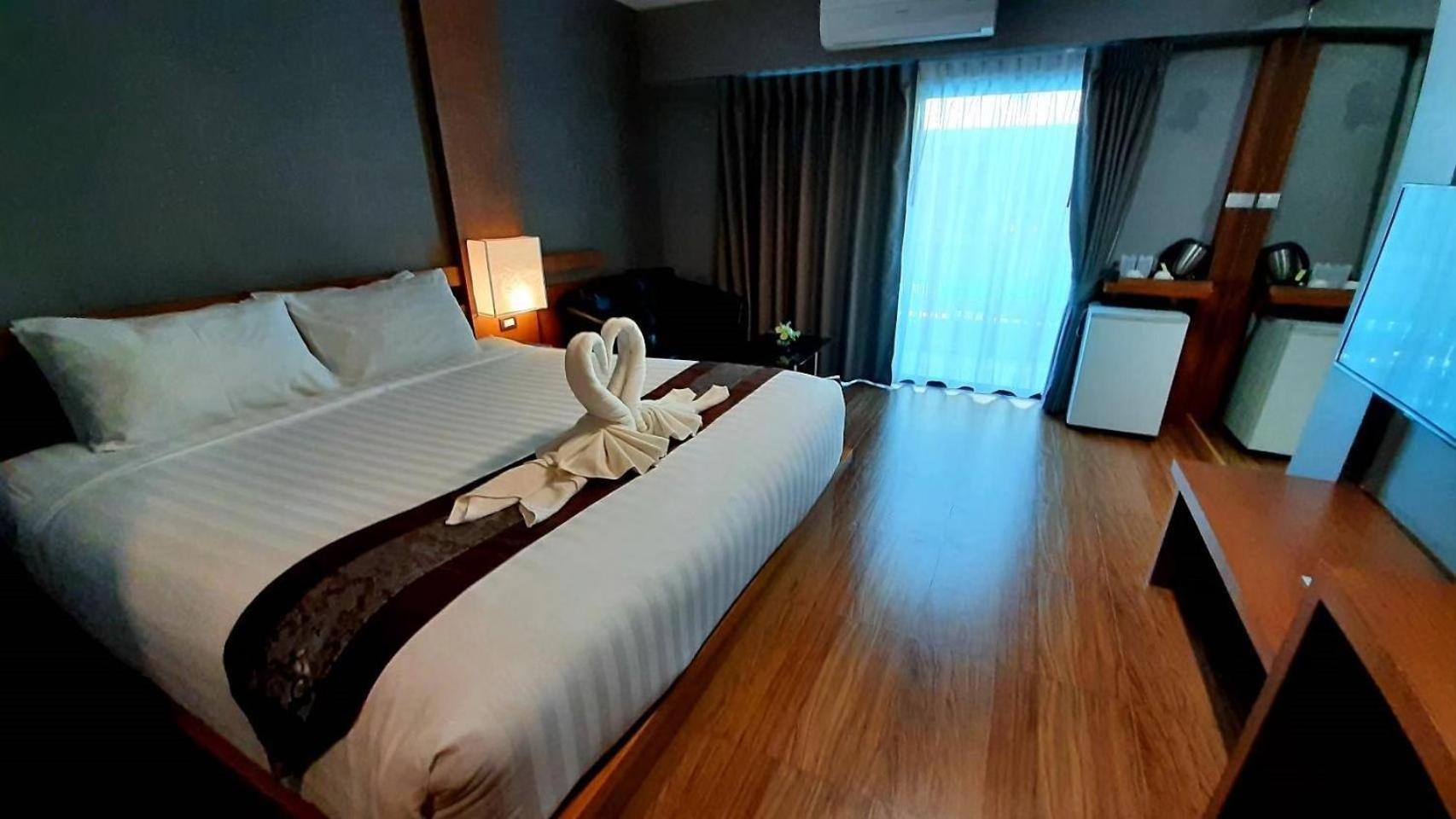 Buritel Hotel Buri Ram Exterior foto